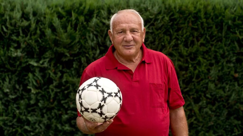 Imre Komora Hungarian footballer dies at 84