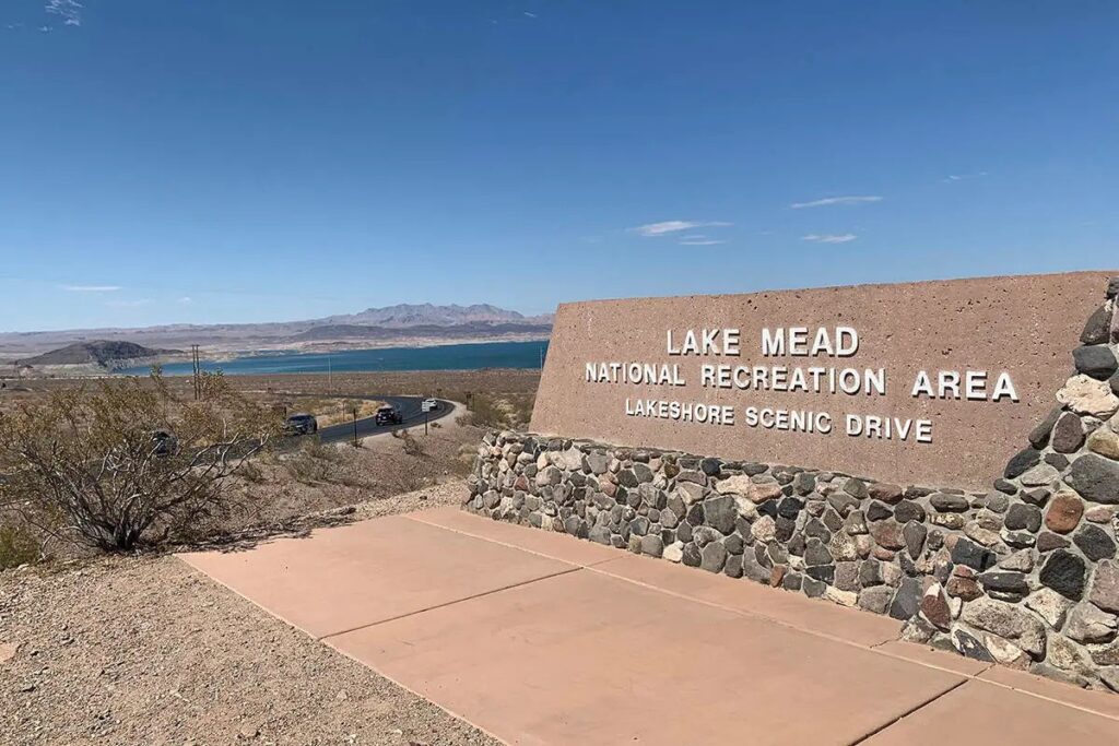 19-year-old without life jacket dies at Lake Mead over Labor Day weekend. 