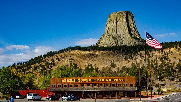 21-year-old rock climber falls, dies at storied 'Close Encounters' filming location National Park Service The Devils Tower Monument